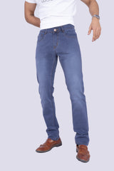Knitted Carbon Blue jeans with yellow stitch pocket details
