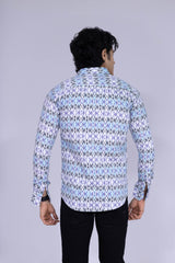 Horizontal pattern printed shirt in blue & white