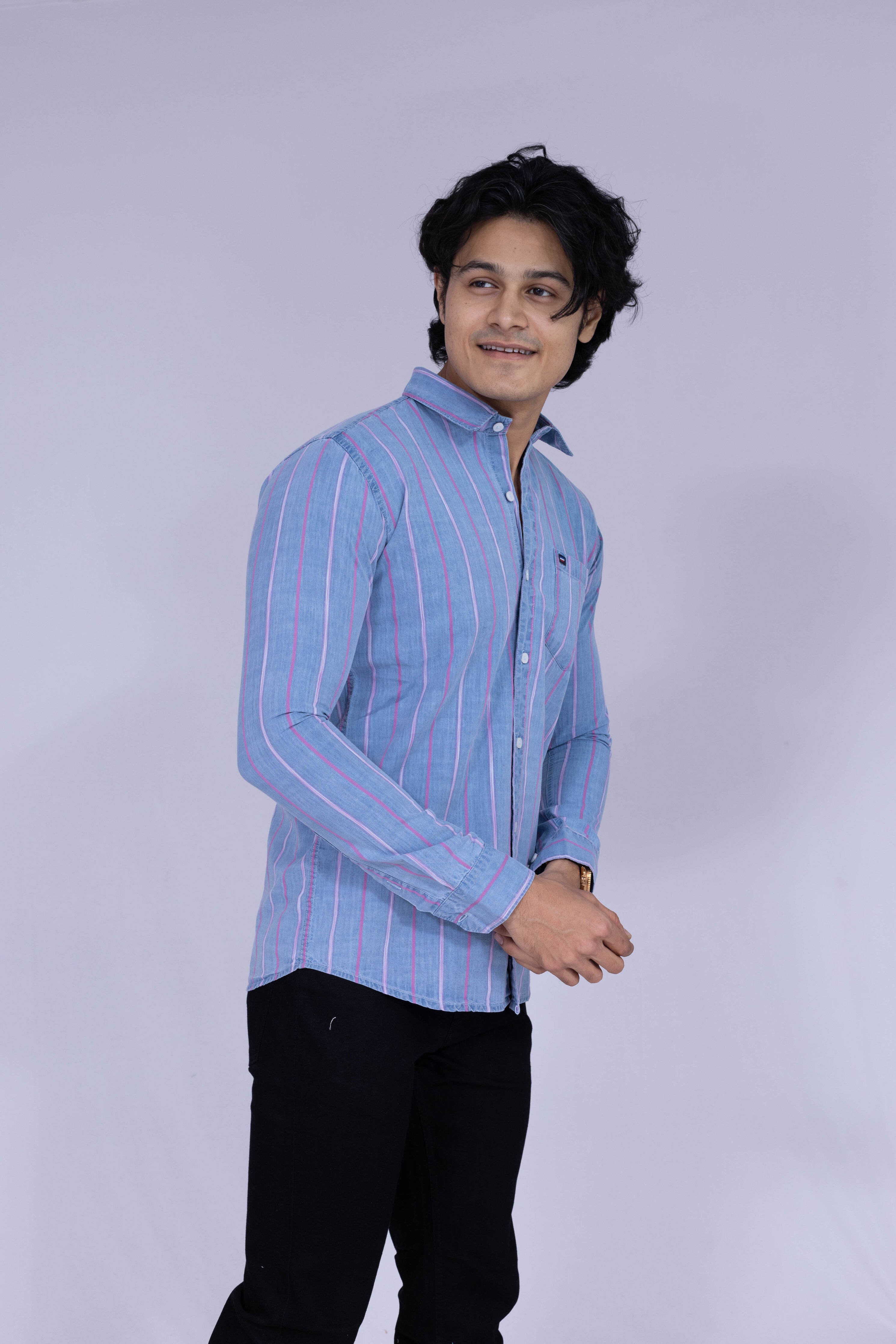 Men's dark blue shirt with pink and white single vertical stripes